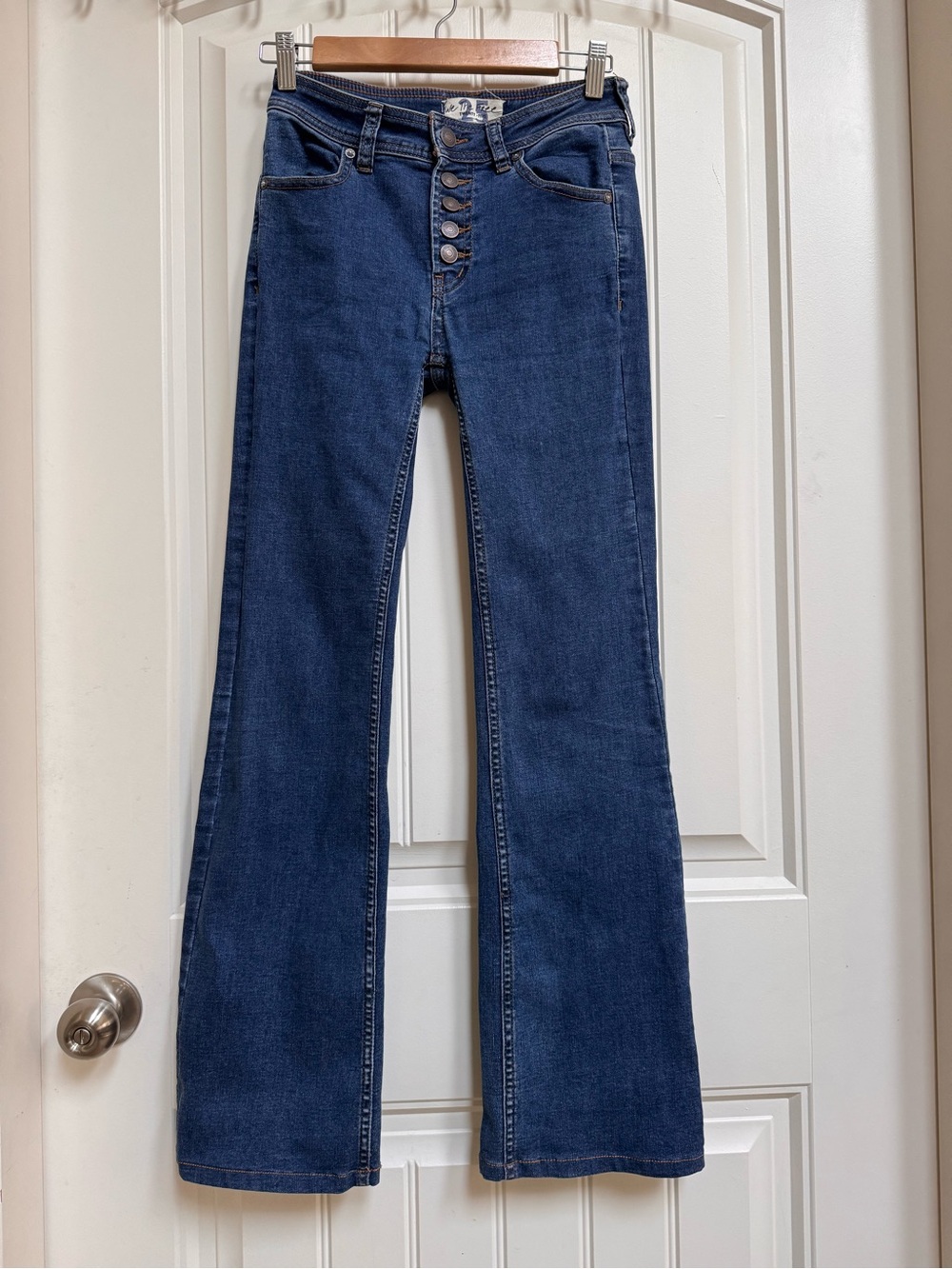 We The Free Exposed Button Fly Flare Jeans. 25x29 (hemmed)